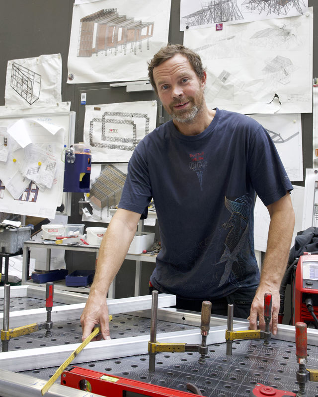 bilde av Glenn Skoglund på metallverkstedet